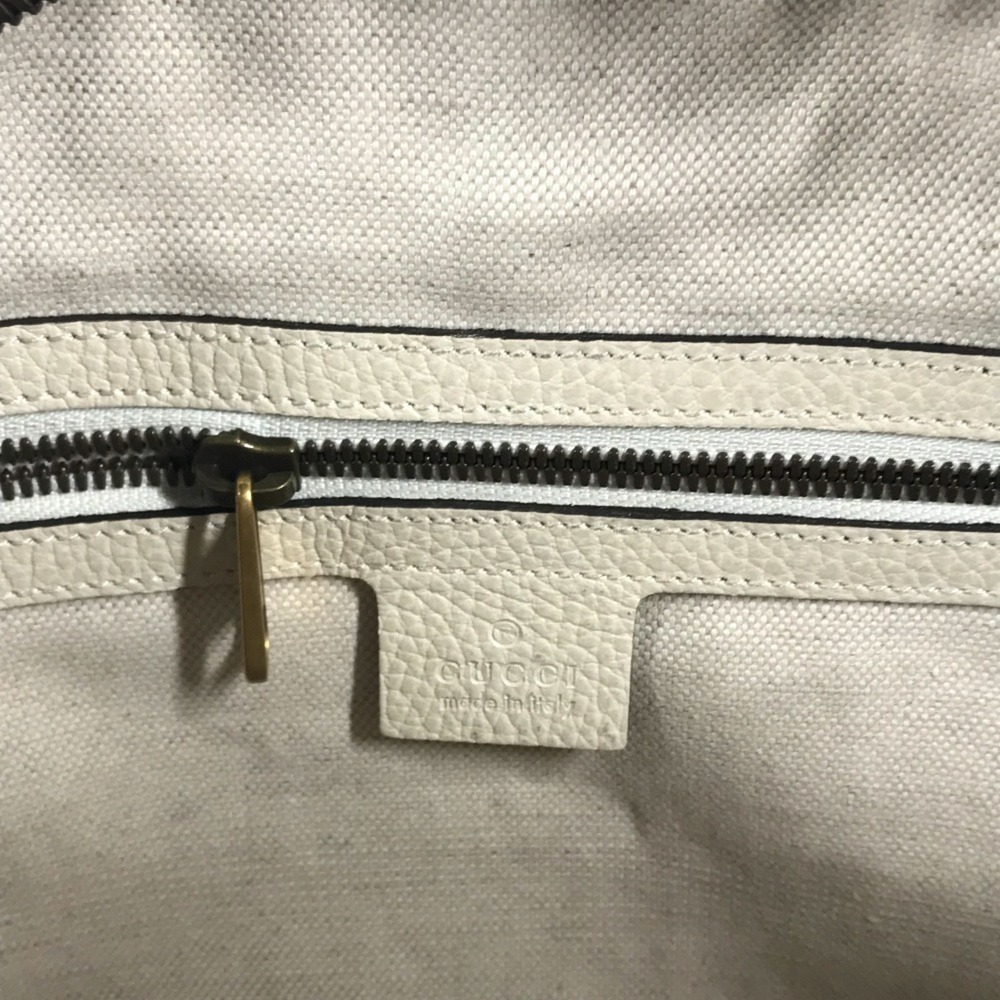 GUCCI White Leather Messenger Shoulder Bag - Picture 9 of 16